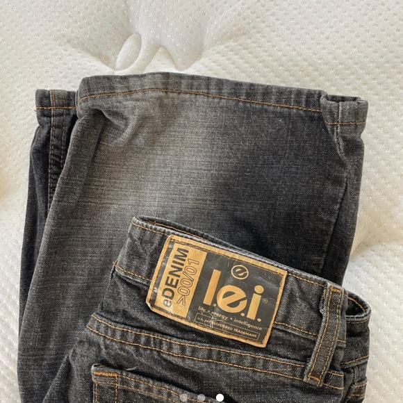 Coal Levi jeans - Picture 3 of 3